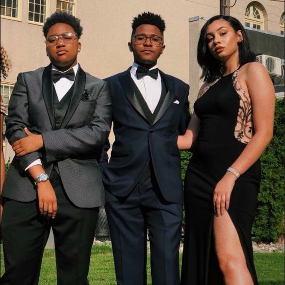 Black Formal Dress (PERFECT FOR PROM)